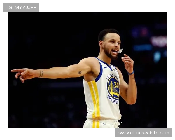 库里呼吁年轻球员挺身而出应对叔叔辈缺阵挑战 库里呼吁年轻球员挺身而出应对叔叔辈缺阵挑战